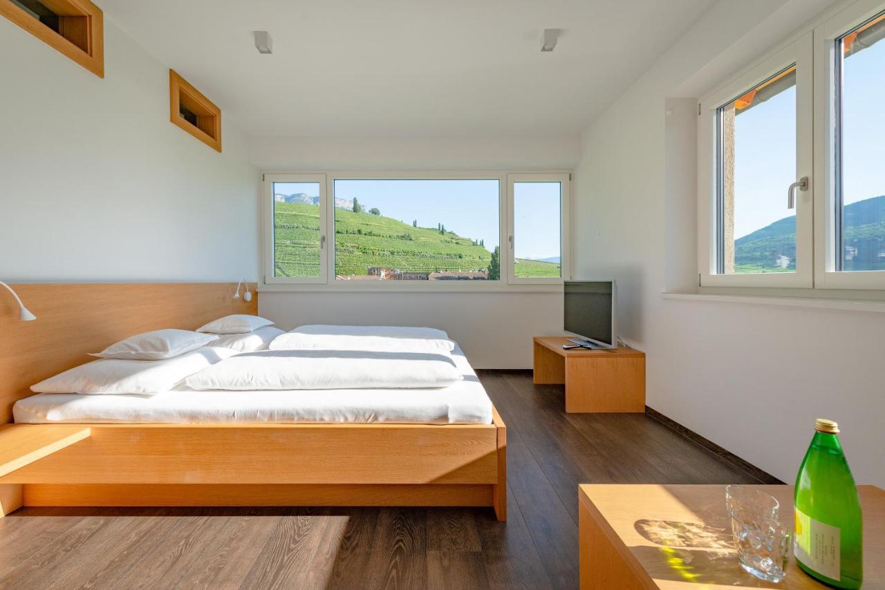 Roesslhof Bed & Breakfast Caldaro Bagian luar foto