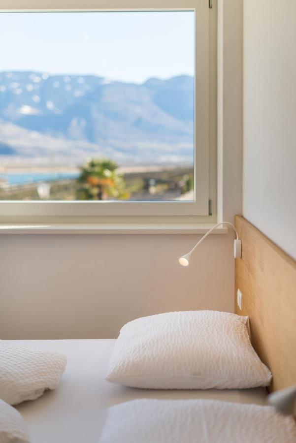 Roesslhof Bed & Breakfast Caldaro Bagian luar foto